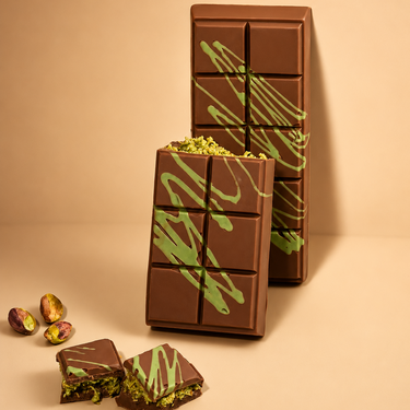 210g Pistachio Dubai Chocolate Bar - Opportunity Buy