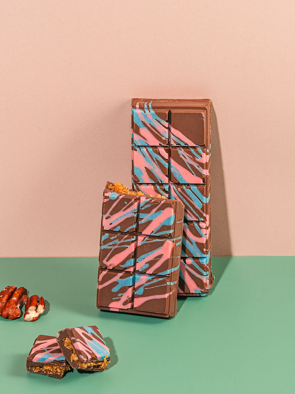 Pecan Caramel Dubai Chocolate Bar